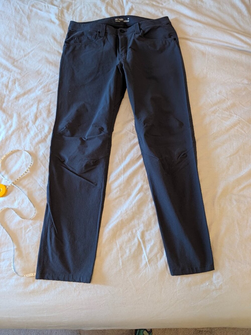 Arc'Teryx Levon casual pants  38 x 30